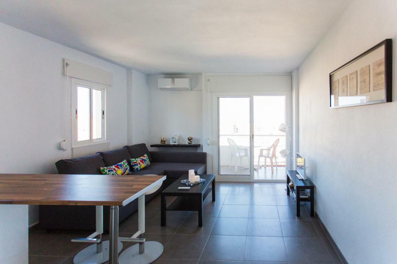 Central Apartment With Nice Views Benalmádena Kültér fotó